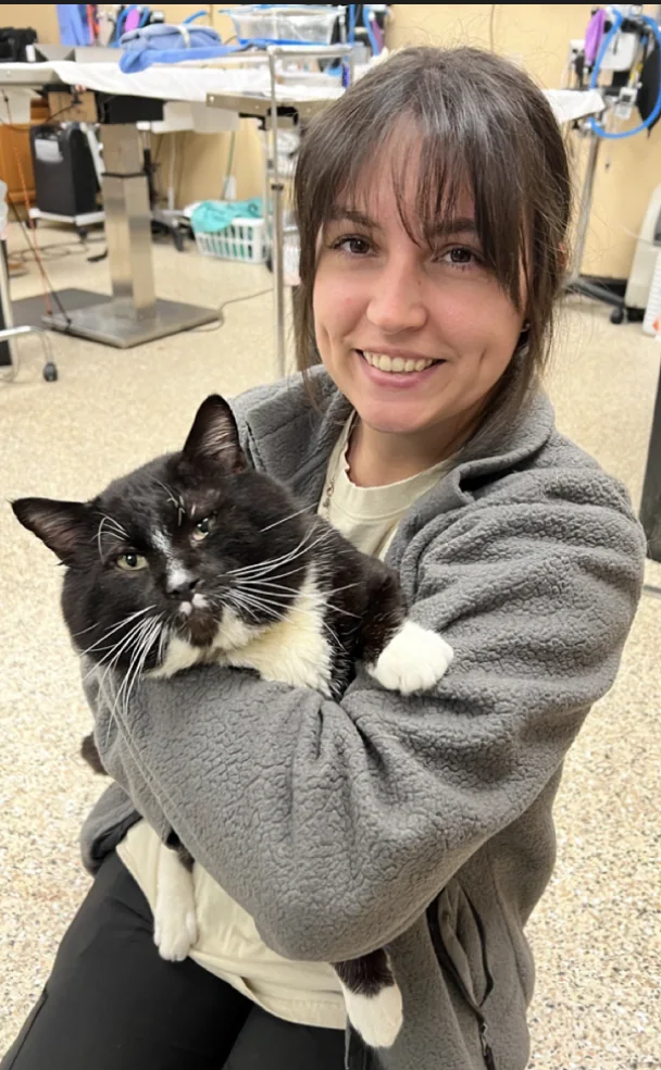 A client with a cat at Spay Oklahoma